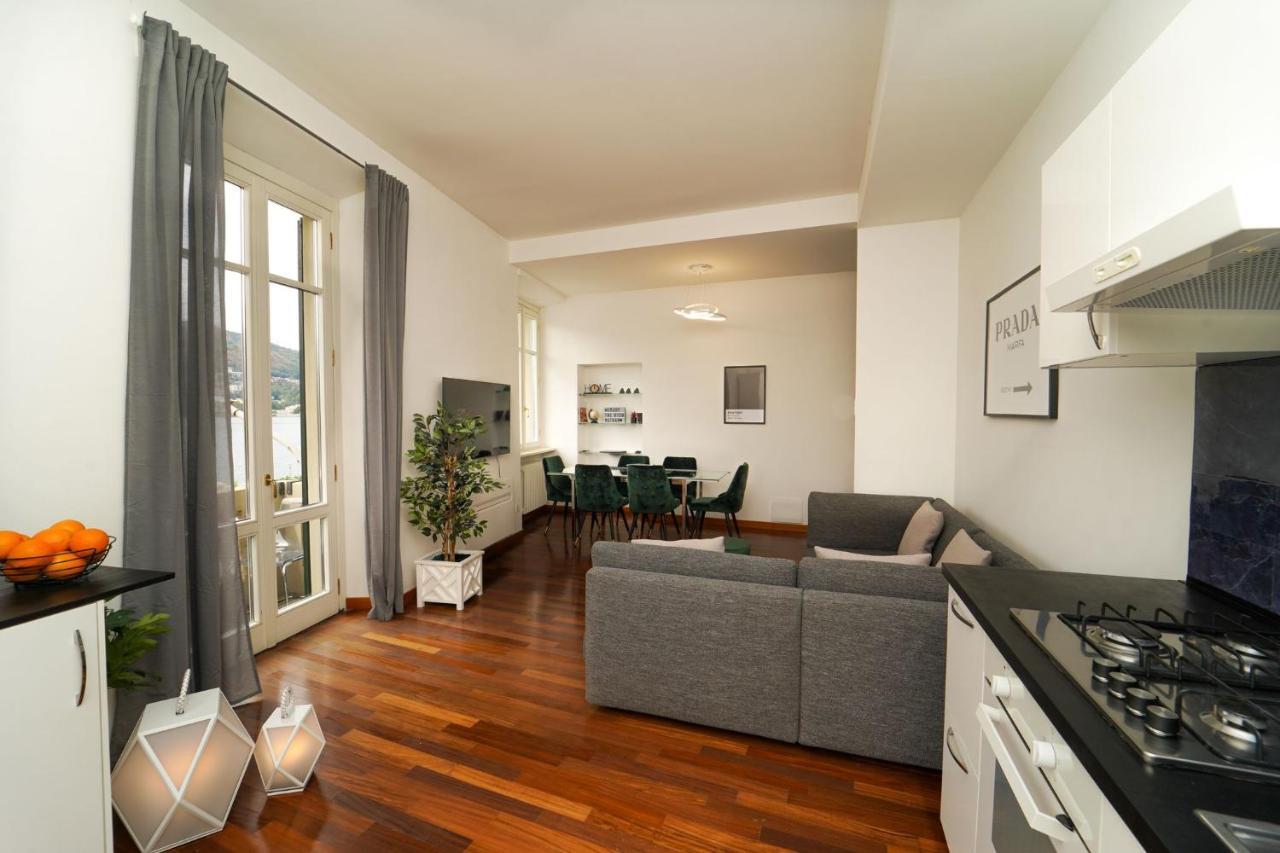 Appartamento Esclusivo Fronte Lago, In Centro A Como Con Garage 外观 照片