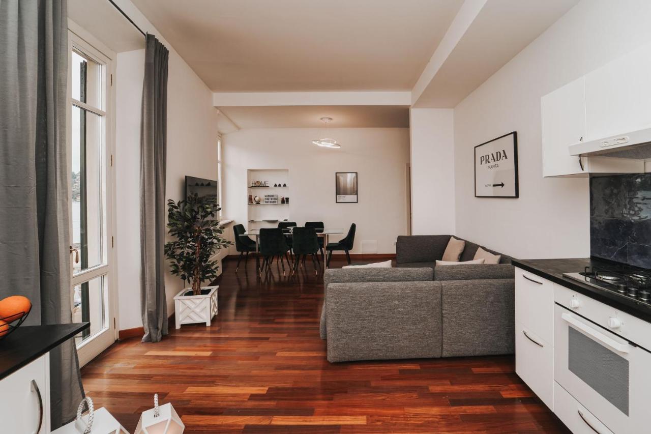 Appartamento Esclusivo Fronte Lago, In Centro A Como Con Garage 外观 照片