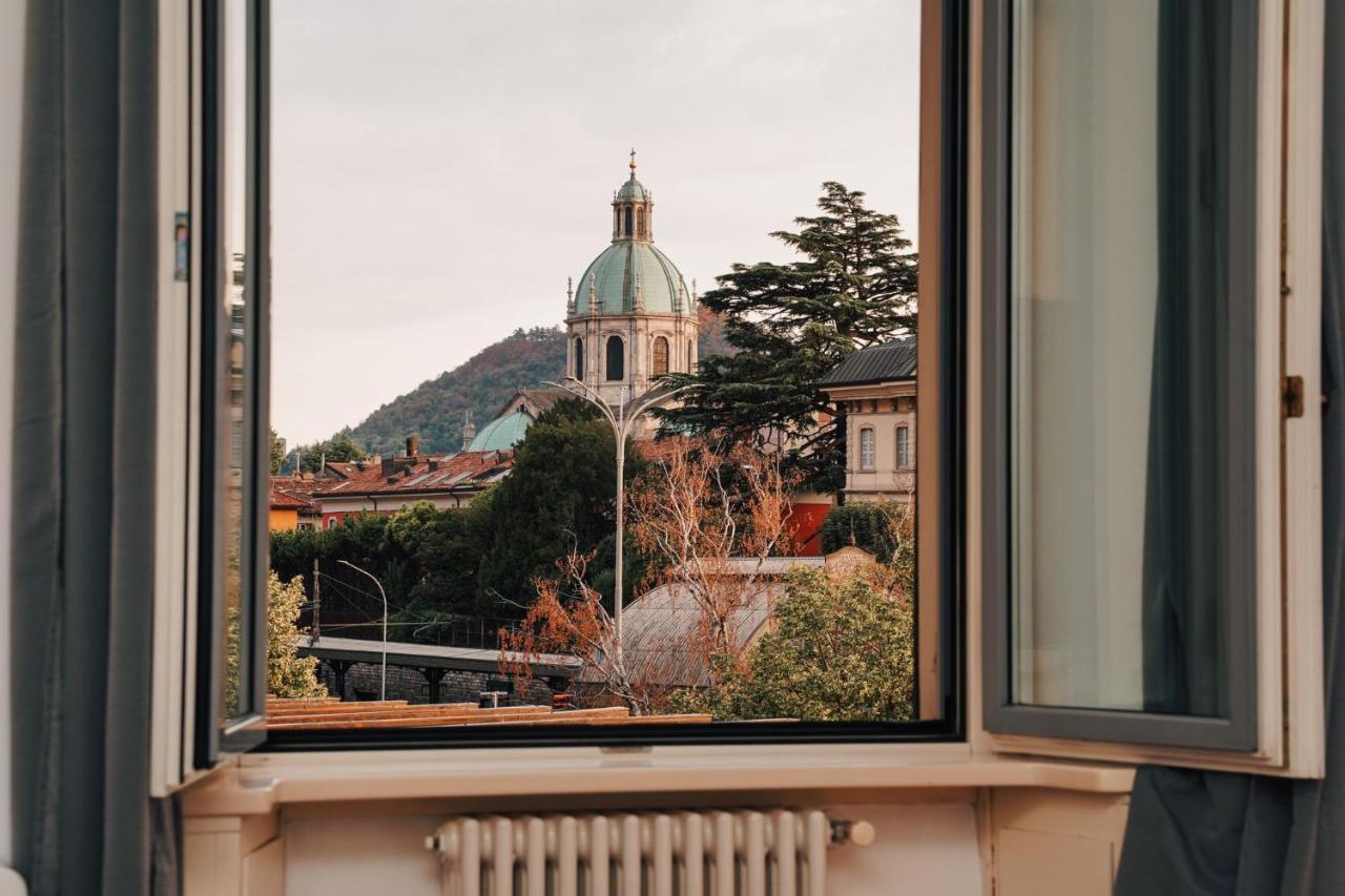 Appartamento Esclusivo Fronte Lago, In Centro A Como Con Garage 外观 照片