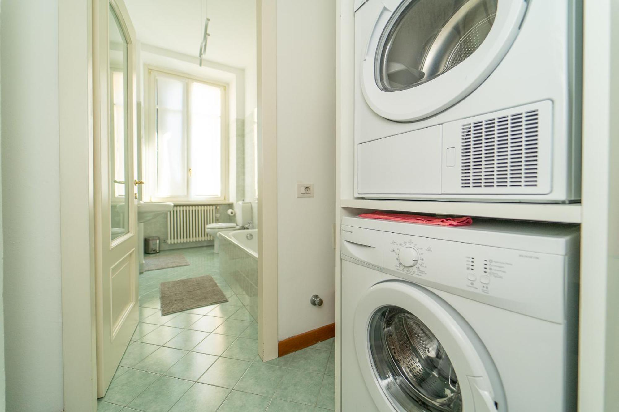 Appartamento Esclusivo Fronte Lago, In Centro A Como Con Garage 外观 照片